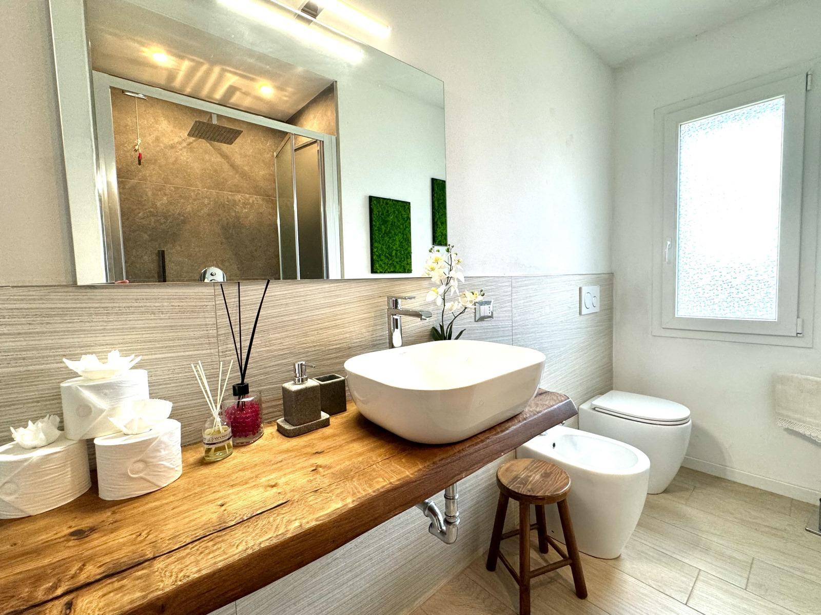 Bagno 1 con doccia